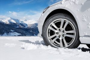Nová zimná pneumatika Goodyear UltraGrip Performance umožňuje vodičom lepšiu kontrolu nad vozidlom
