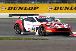 Aston Martin Racing a Dunlop vstupujú do technického partnerstva