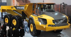 Goodyear vyvíja OTR pneumatiky pre najväčší sklápač Volvo