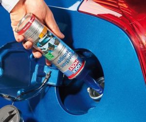 Čistič vstrekovania od LIQUI MOLY odstraňuje usadeniny z motora