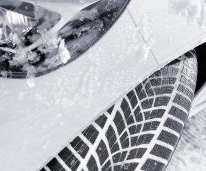 Goodyear UltraGrip Performance+ vyhrály test zimních pneumatik magazínu Auto Bild allrad