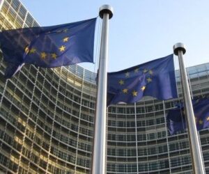 Nová pravidla EU pro nakládání s daty – co to bude znamenat pro automobilový průmysl?