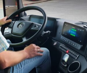 Aplikácia Goodyear DriverHub pre vodiče nákladných vozidiel Mercedes-Benz