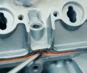 ELRING: Prečo nedošlo k vytvrdnutiu tesniacej hmoty ani po niekoľkých týždňoch?