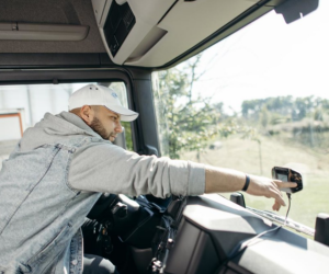 Holandsko zavádza mýto pre kamióny, Eurowag reaguje rozšírením pokrytia palubnej jednotky EVA