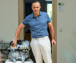 Pobočka ZF v Klášterci rozšiřuje výrobu o novou generaci výkonové elektroniky